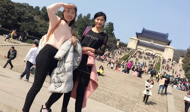 盤網互聯團隊均是來自各個行業的優秀人才組成，對于網站策劃、設計、推廣擁有豐富的經驗！